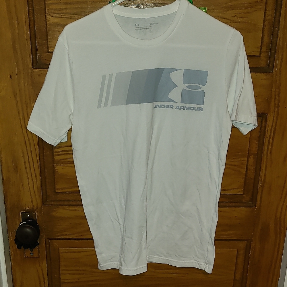 Under Armour Men's White and Gray Graphic Tee